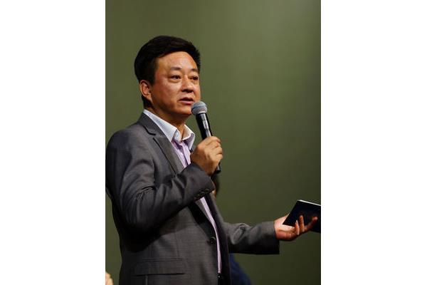 北方传媒董事长霍起