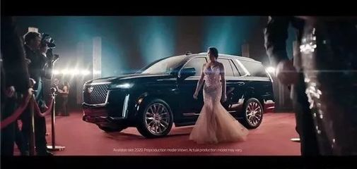 凯迪拉克suv广告女