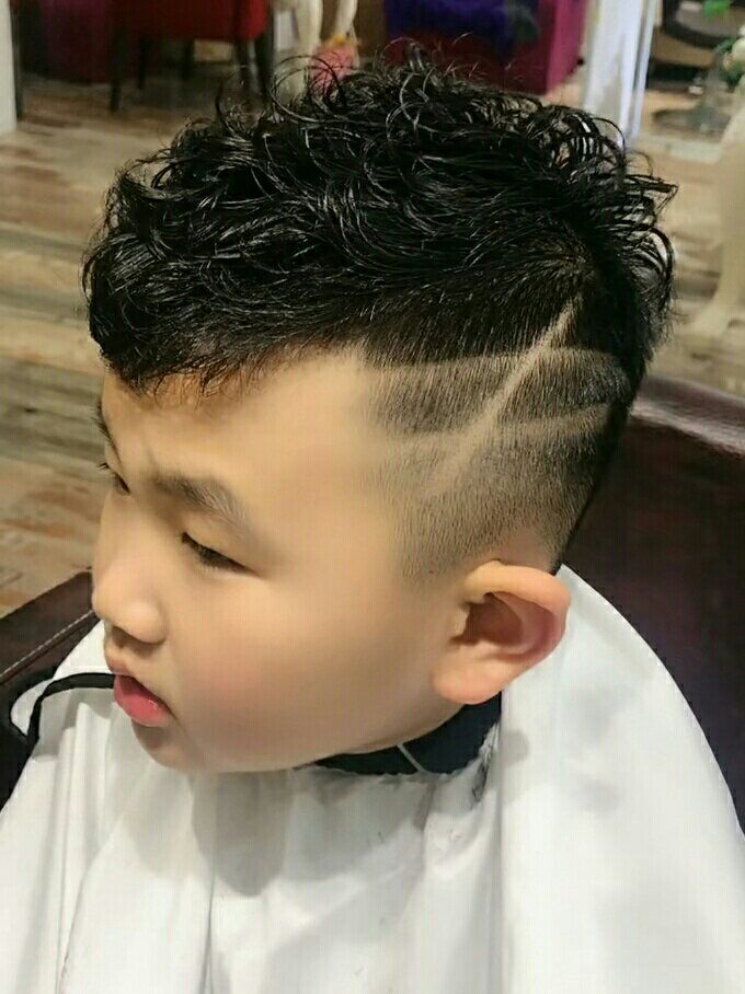 发型设计 男童