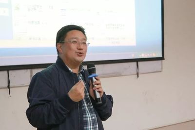 做一个合格的传媒人