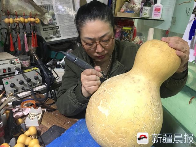 小葫芦怎么雕刻