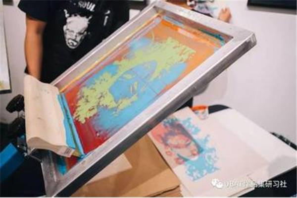 曲面形状怎么死印刷