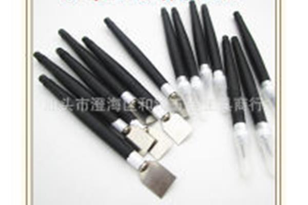 雕刻刀怎么换刀片