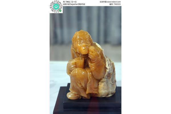 雕刻人图片