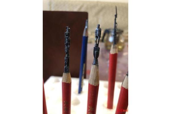 用粉笔雕刻的小东西
